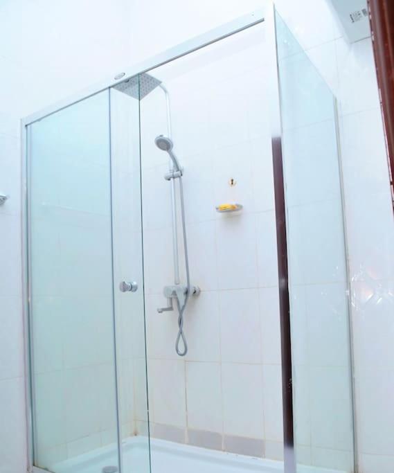 Petite'S Nest - Apartment 3 Accra Exterior photo